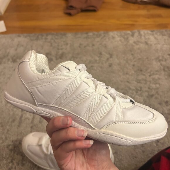 Chasse Brand new Cheer Shoes White Size 7 - Picture 8 of 11
